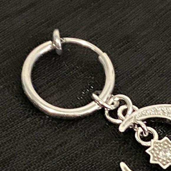 Clip On Moon and Star Belly Button Ring - Picture 4 of 4